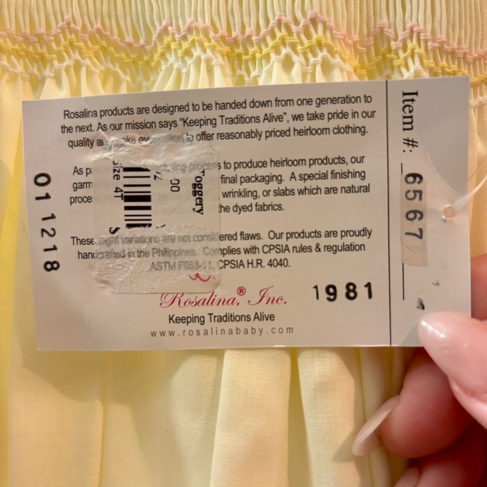 Elegant Girls' Pale Yellow Formal Dress with Smocked Bodice Heirloom Quality NWT - Picture 13 of 17